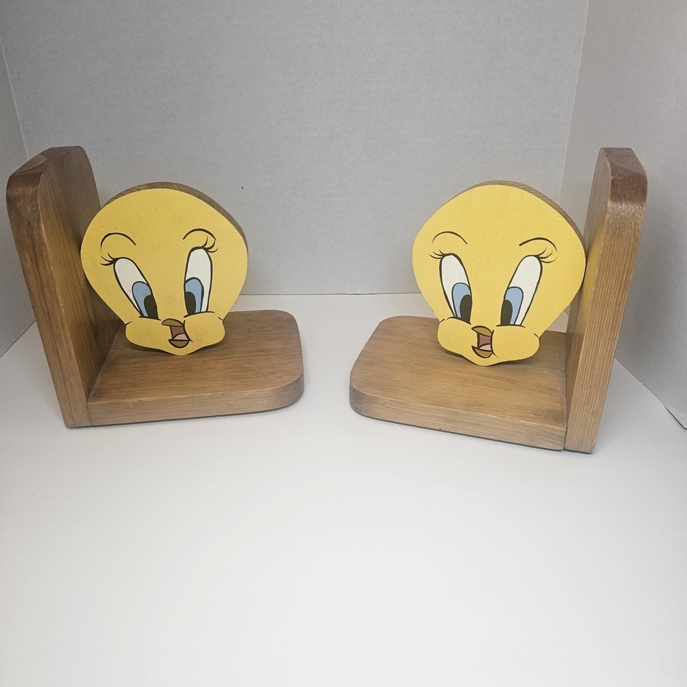 Tweety Bird Vintage Wooden‎ Bookends